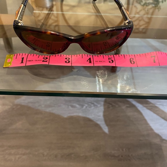 Authentic Gucci sunglasses - Picture 6 of 8